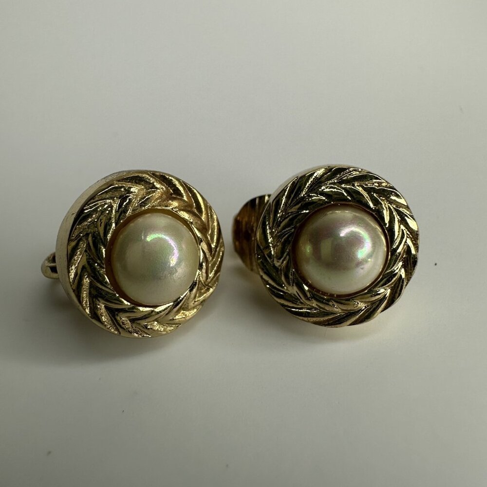 Christian Dior Earrings Vintage Pearl Twist Round Gold Pleated Tone Clip On